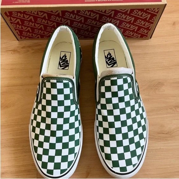 Vans Classic Slip-On Checkerboard
Shoe Mens 13.0 US - Picture 8 of 12